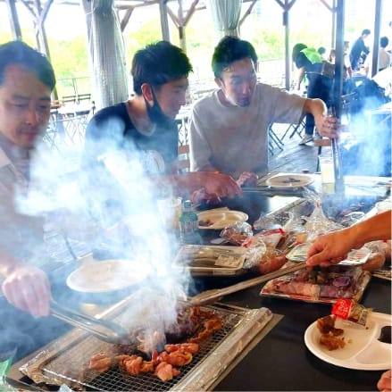 スタッフみんなでBBQ