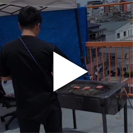 【動画】スタッフみんなでBBQ