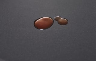 調味料や洗剤などが浸透しにくいため、変色や変質がほとんどありません。