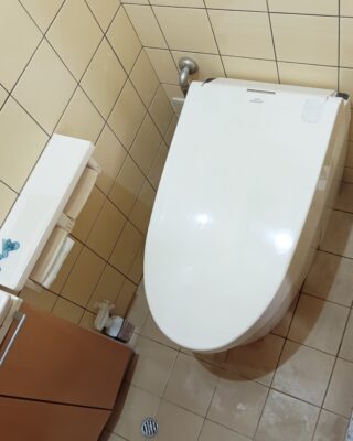 大阪府門真市のトイレリフォームはリライブ。格安62%OFFで便器交換